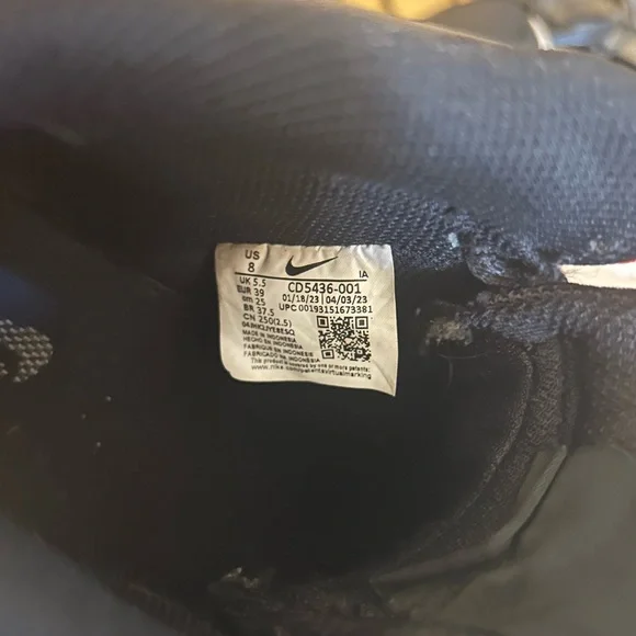 Nike Black and White High-Top Sneakers - Picture 7 of 7